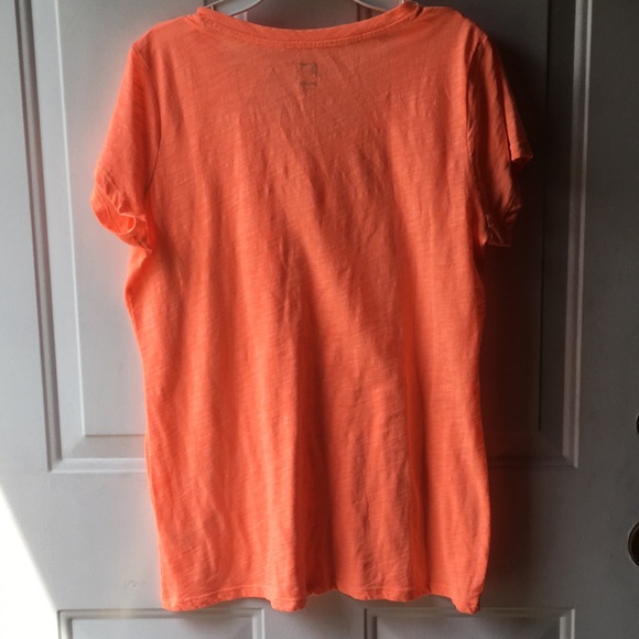 T-shirt - Picture 2 of 3